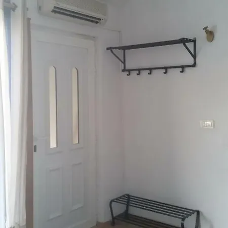 Dvor Ana Apartmán Kaštela
