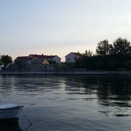 Apartmán Dvor Ana *