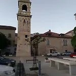 דירה Dvor Ana