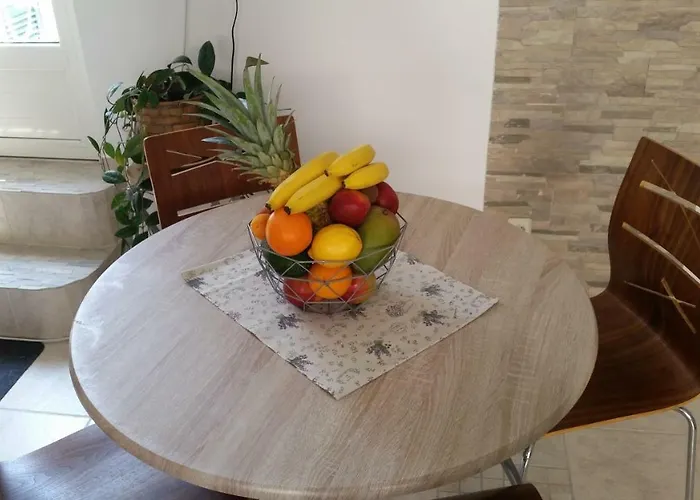 Dvor Ana Apartment Kaštela