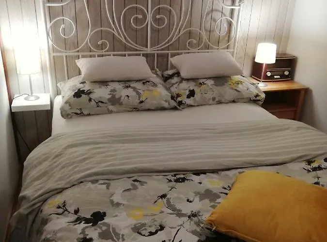 Dvor Ana Lejlighed *